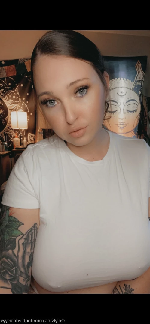 𝔽ℝ𝔼𝔼 ℕ𝕌𝔻𝔼𝕊 😍 [ doubleddaisyyy ] Onlyfans leaked photo 15998617 on Hotleaks.tv