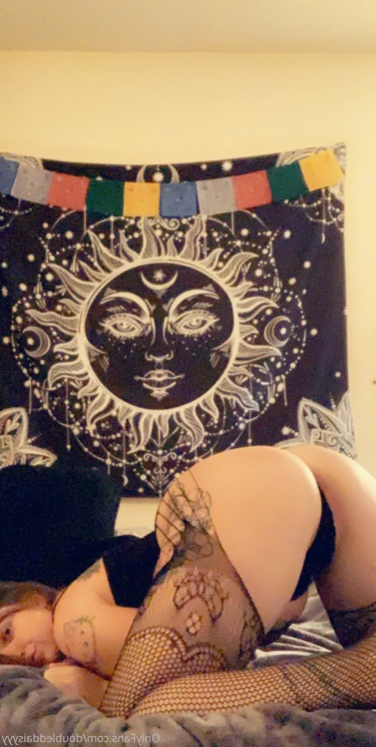 𝔽ℝ𝔼𝔼 ℕ𝕌𝔻𝔼𝕊 😍 [ doubleddaisyyy ] Onlyfans leaked photo 15998672 on Hotleaks.tv