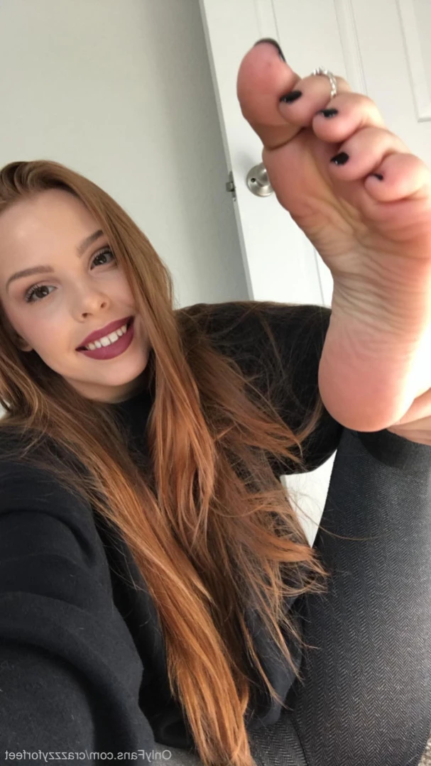 crazyforfeet [ crazzzyforfeet ] Onlyfans leaked photo 15914611 on Hotleaks.tv