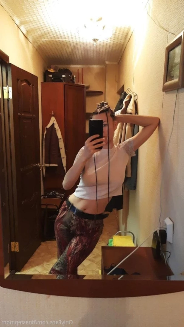 Your stepmom Tina 🍒 [ tinastepmom ] Onlyfans leaked photo 15630935 on Hotleaks.tv