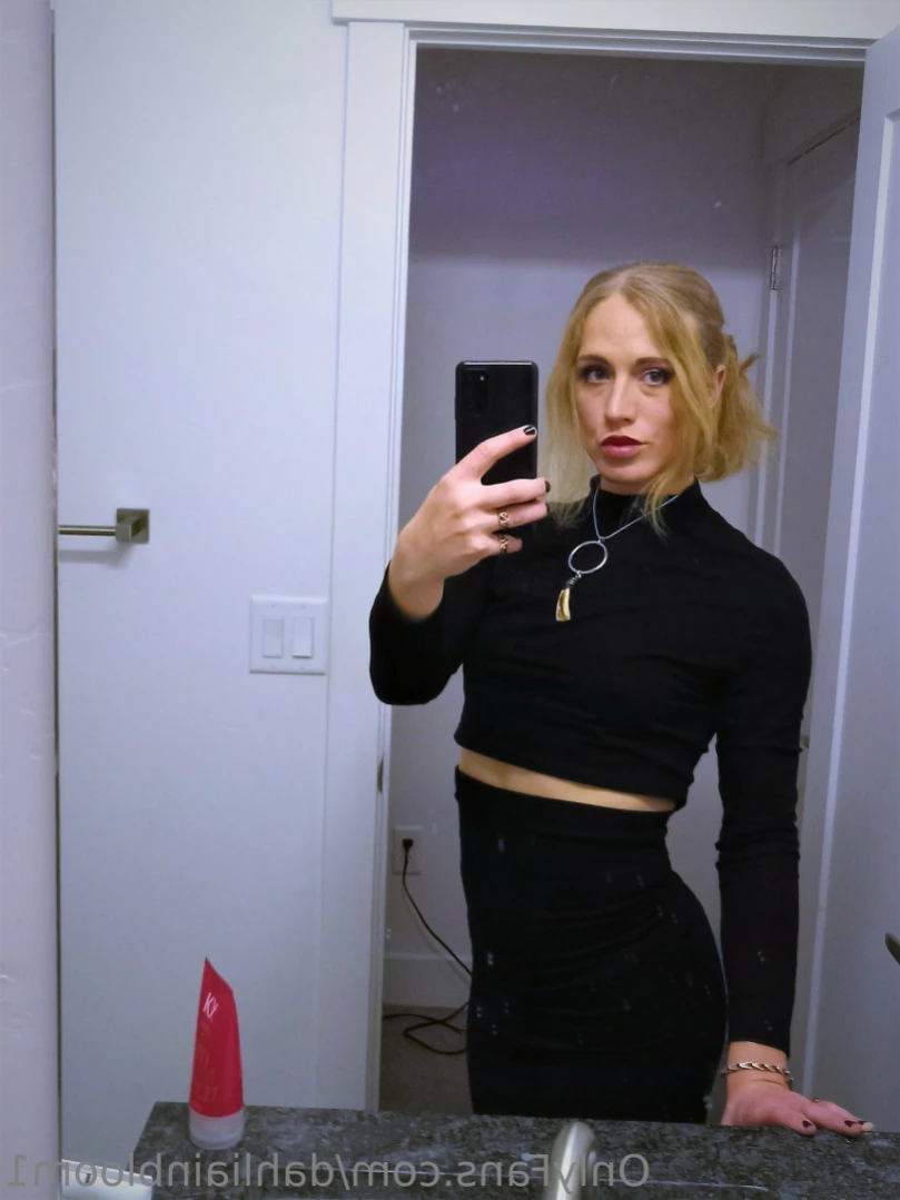 Meddle Blooms [ meddleblooms ] Onlyfans leaked photo 15255973 on Hotleaks.tv