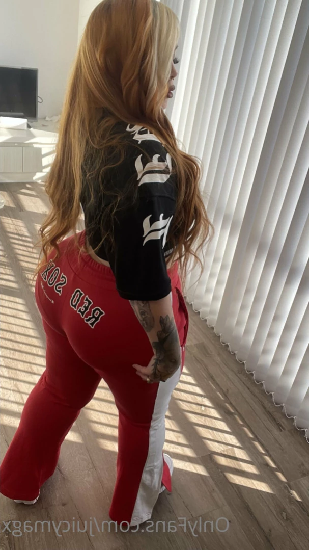 JuicyMag [ juicymagx ] Onlyfans leaked photo 13915987 on Hotleaks.tv