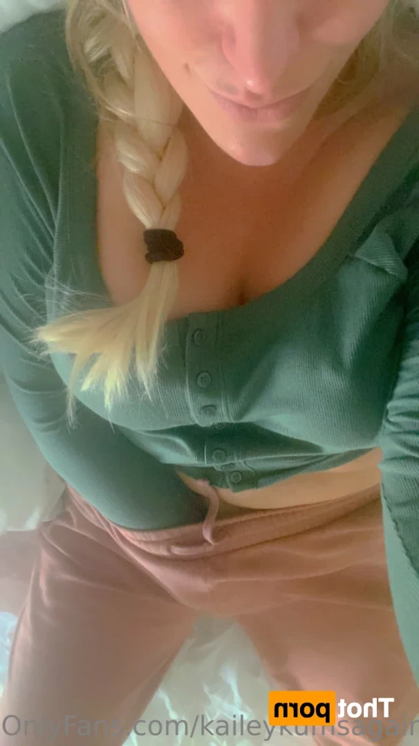 Kailey Kums 🎀 [ kaileykumsagain ] Onlyfans leaked photo 11810184 on Hotleaks.tv