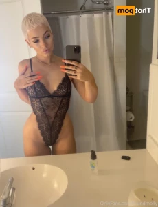 15806316