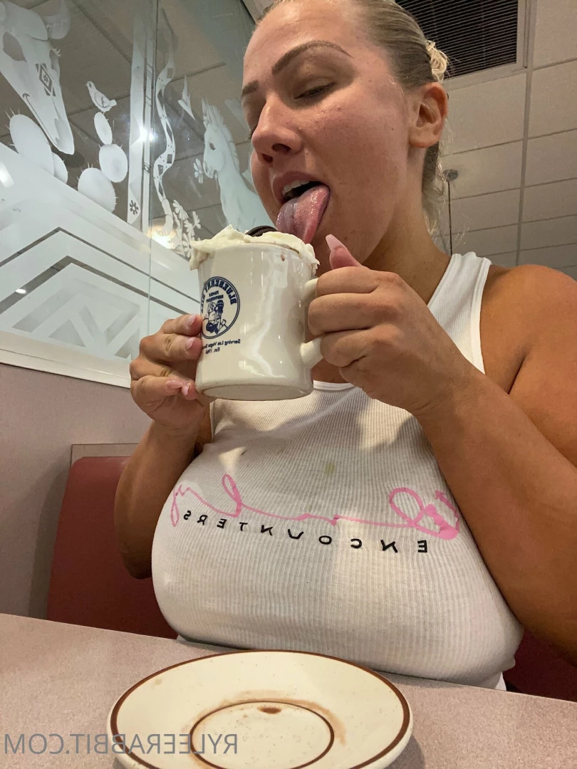 rylee rabbit (raye) [ ryleerabbit ] Onlyfans leaked photo 9774408 on Hotleaks.tv
