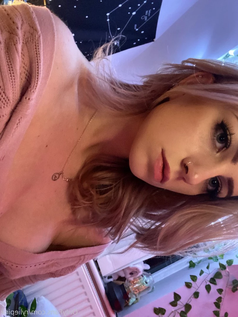 ALT GIRL 💫💕 TOP 0.76% [ ryliepink ] Onlyfans leaked photo 1048064 on Hotleaks.tv