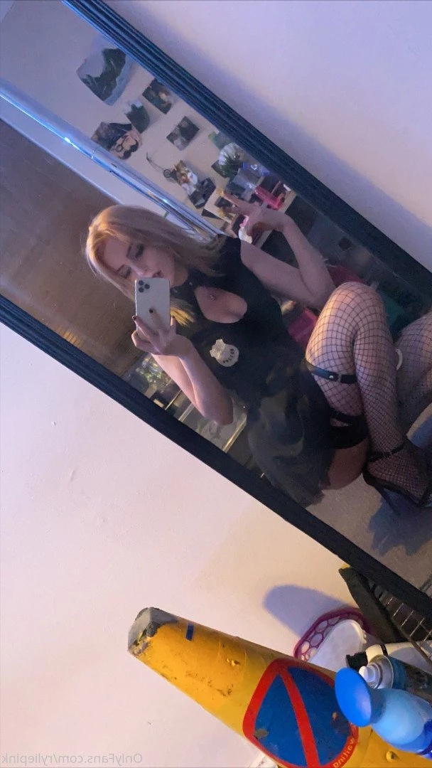 ALT GIRL 💫💕 TOP 0.76% [ ryliepink ] Onlyfans leaked photo 1048080 on Hotleaks.tv