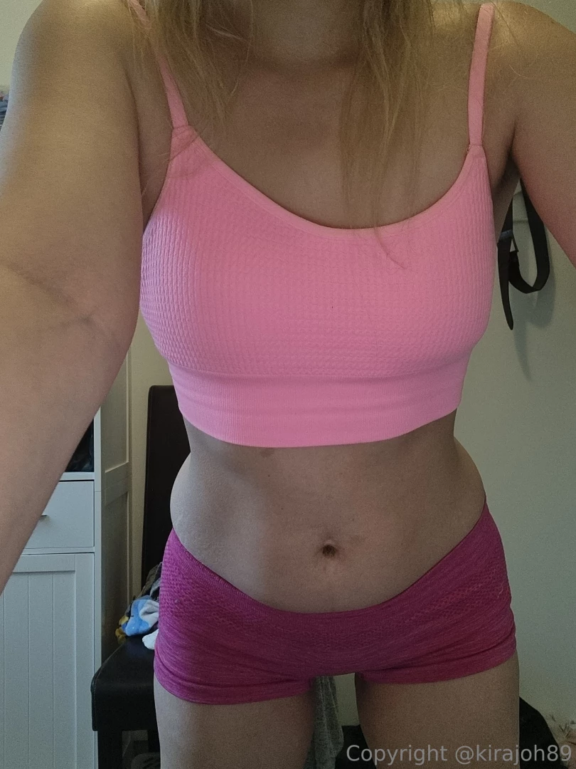 Dickrate and sexting Queen💦 [ kirajoh89 ] Onlyfans leaked photo 18228162 on Hotleaks.tv