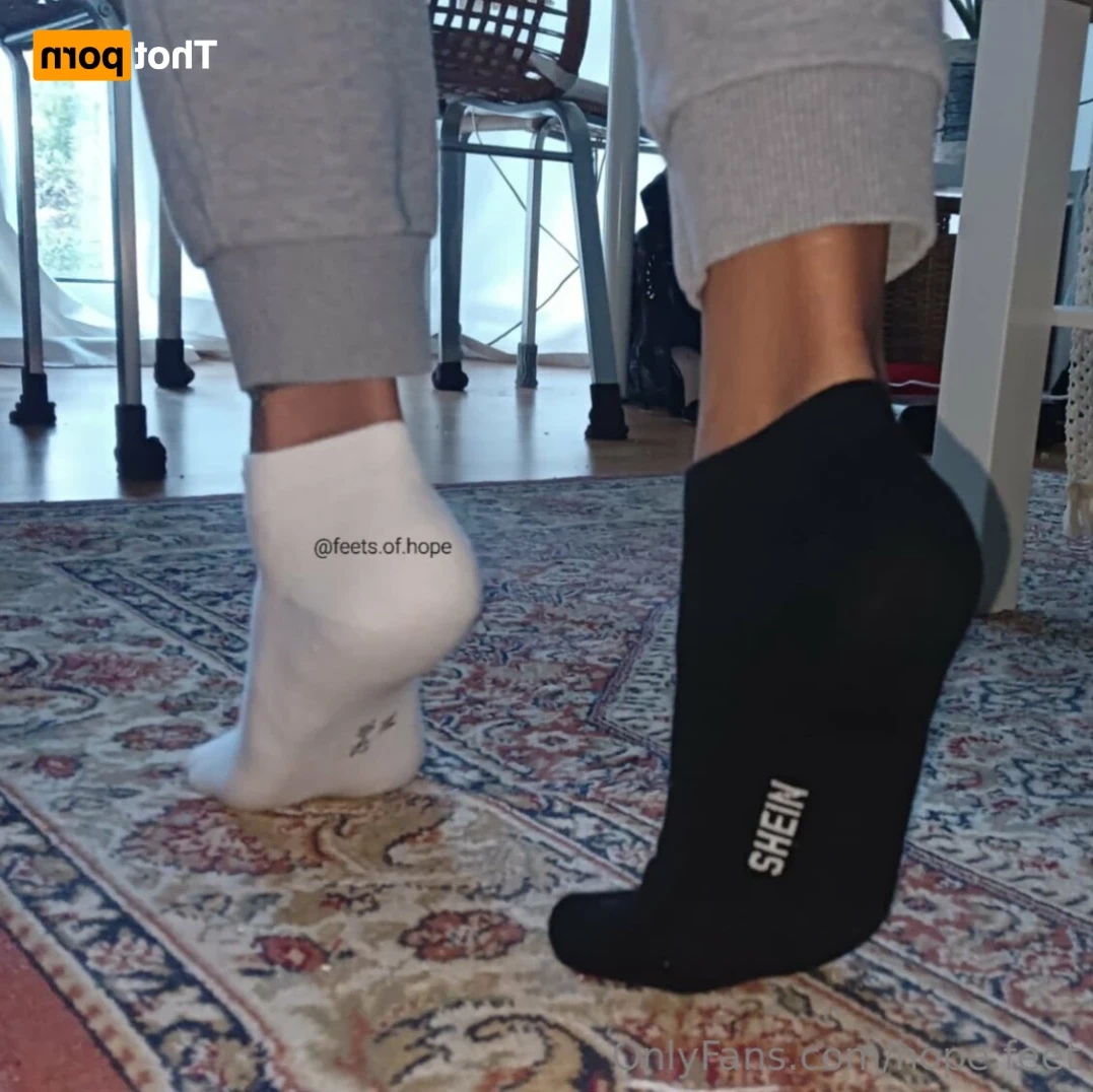 feets.of.hope🌸 [ hope.feet ] Onlyfans leaked photo 11889117 on Hotleaks.tv
