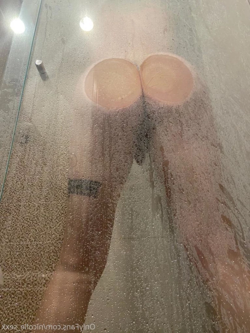Nicollesexxx [ nicolle_sexx ] Onlyfans leaked photo 15948245 on Hotleaks.tv
