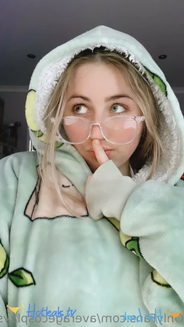 Amelia [ averagecosplays ] Onlyfans leaked photo 12034036 on Hotleaks.tv
