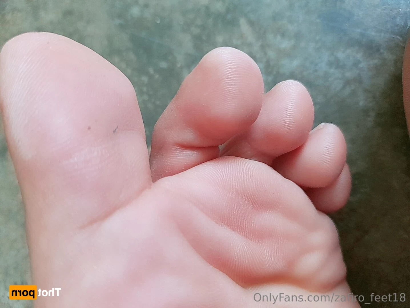 Zafiro-Feet92 [ zafiro_feet18 ] Onlyfans leaked photo 11798820 on Hotleaks.tv