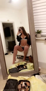 1068309