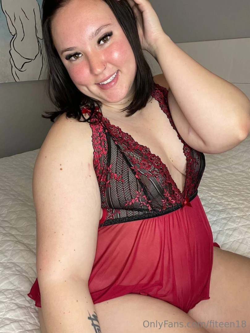 XXX Bisexual College Girl 😈 [ bisexualcollegegirl ] Onlyfans leaked photo 18557567 on Hotleaks.tv