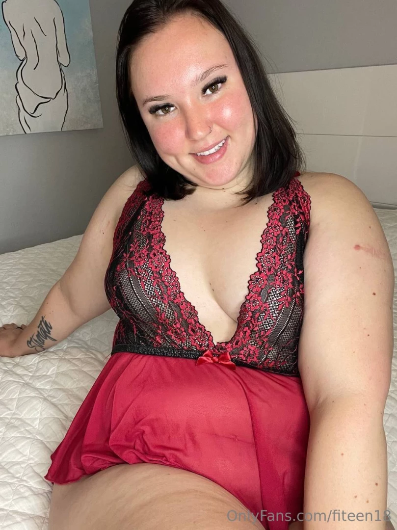 XXX Bisexual College Girl 😈 [ bisexualcollegegirl ] Onlyfans leaked photo 18557590 on Hotleaks.tv