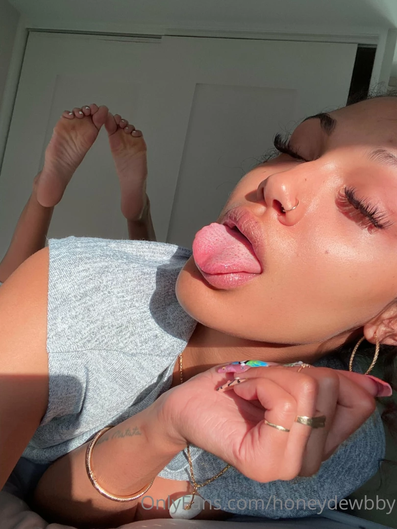 Domme Honey 🖤 [ honeydewbby ] Onlyfans leaked photo 17789801 on Hotleaks.tv
