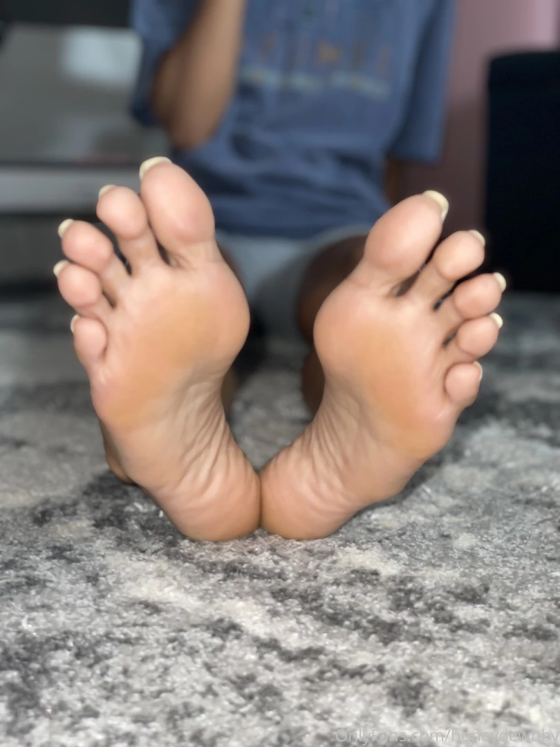 Domme Honey 🖤 [ honeydewbby ] Onlyfans leaked photo 17789853 on Hotleaks.tv