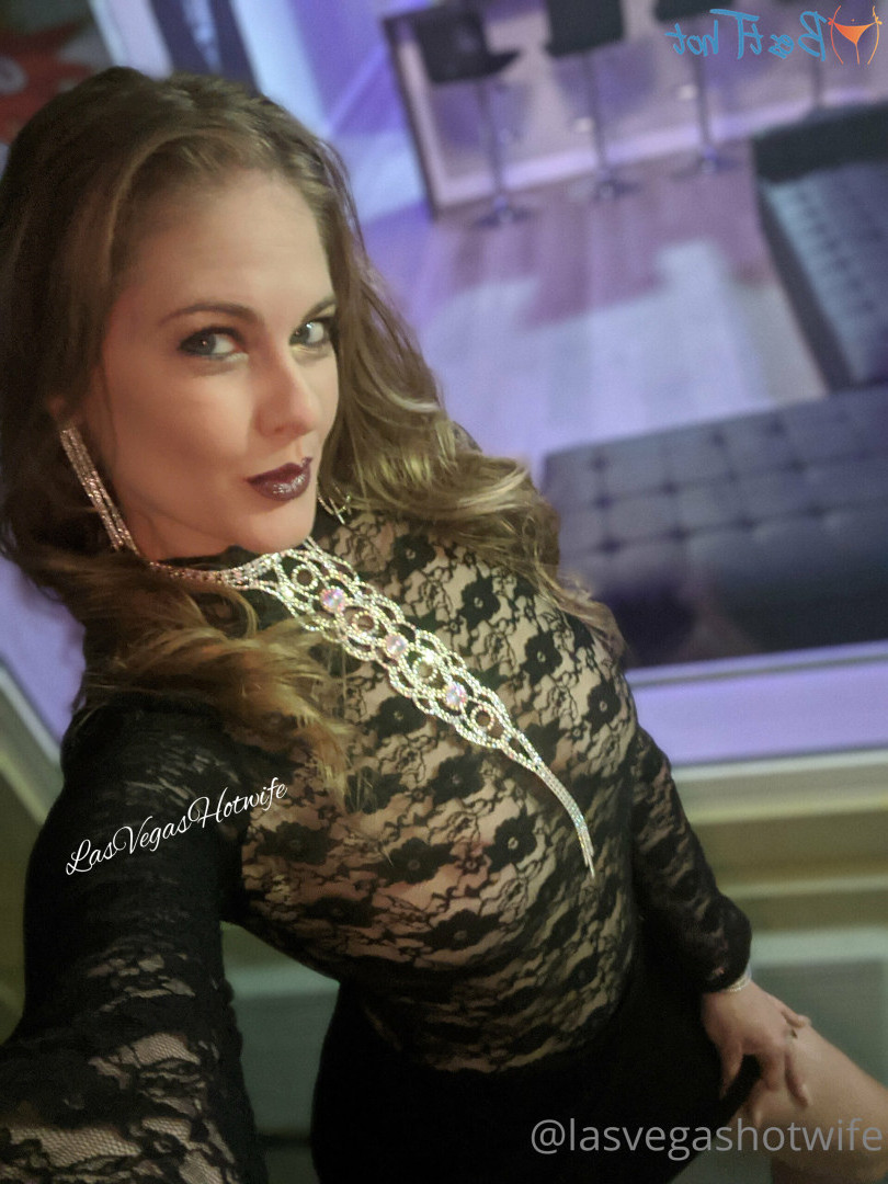 Las Vegas Hotwife [ lasvegashotwife ] Onlyfans leaked photo 17511489 on Hotleaks.tv