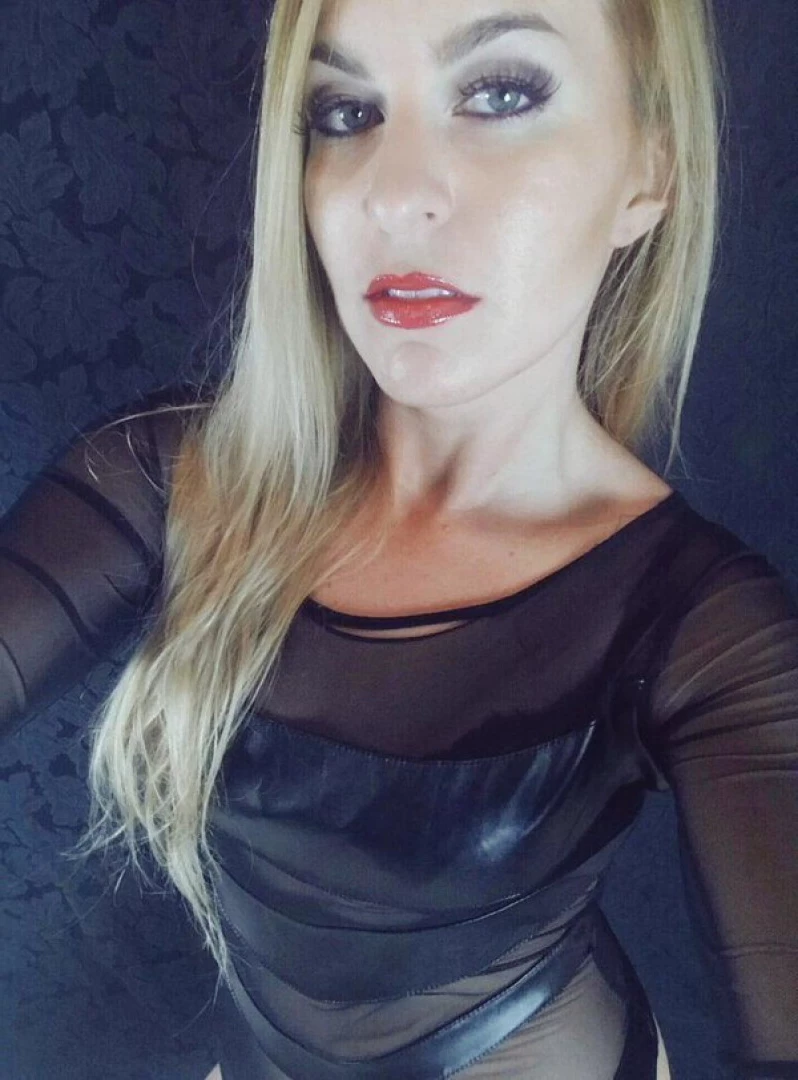 👑Trixie Miss Rebecca👑 [ trixie_miss ] Onlyfans leaked photo 17368562 on Hotleaks.tv