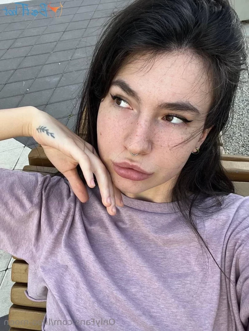 liloo_moon [ liloo-moon ] Onlyfans leaked photo 18651089 on Hotleaks.tv
