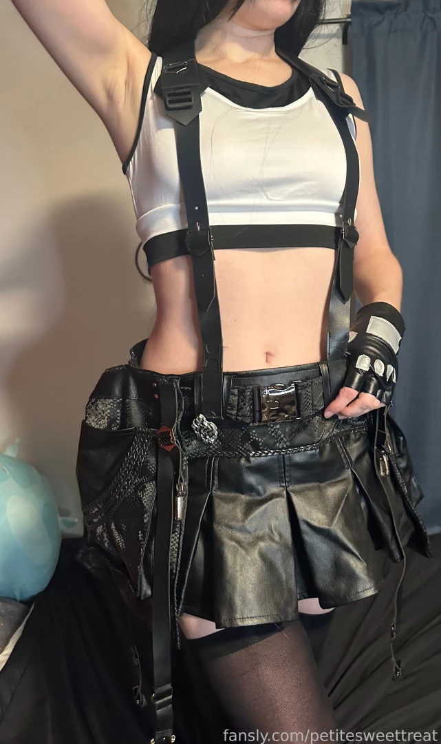 petitesweettreat Onlyfans leaked photo 18523231 on Hotleaks.tv