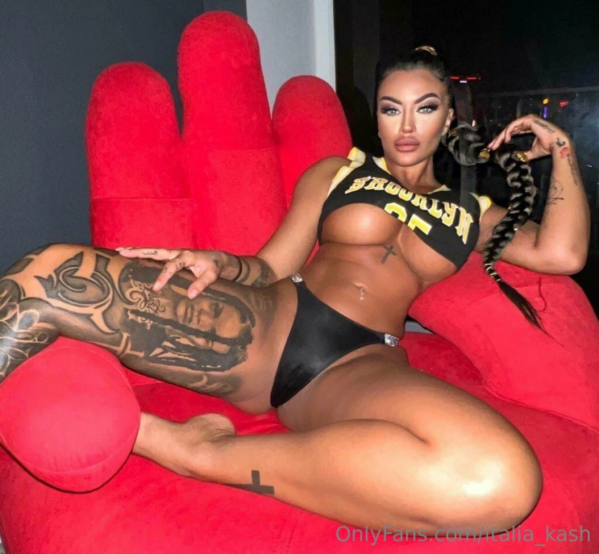 italia_kash [ italia-kash ] Onlyfans leaked photo 18445816 on Hotleaks.tv