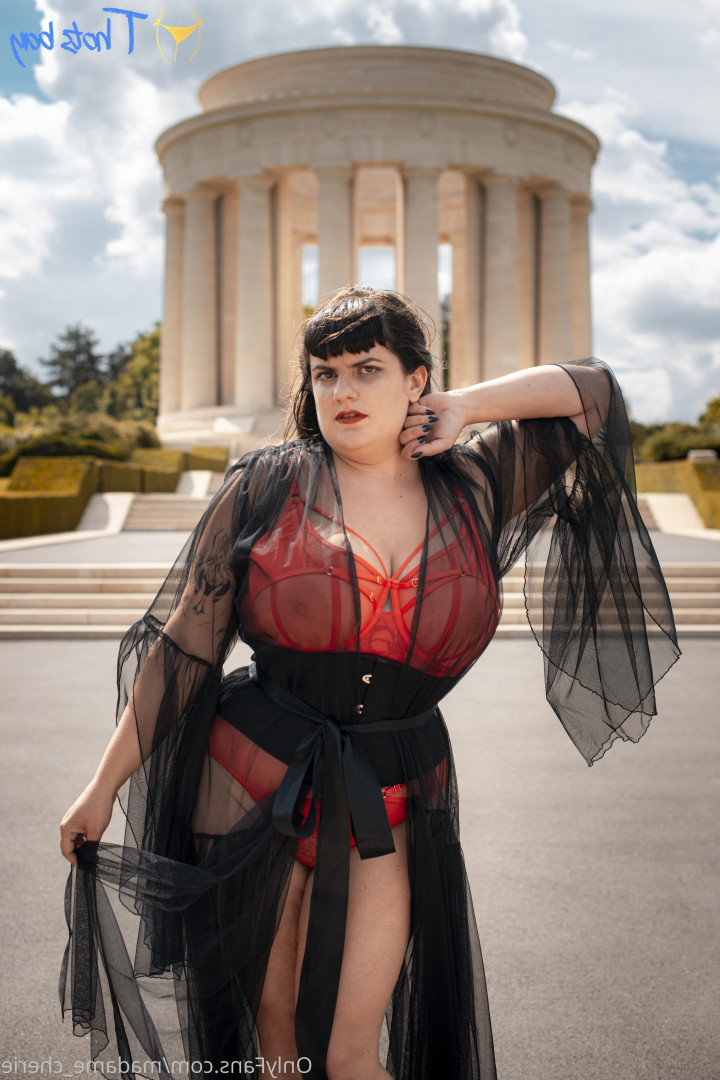 madame_cherie [ madame-cherie ] Onlyfans leaked photo 18218543 on Hotleaks.tv
