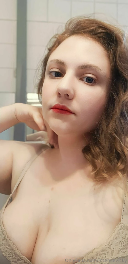 sensualsophie Onlyfans leaked photo 18221992 on Hotleaks.tv