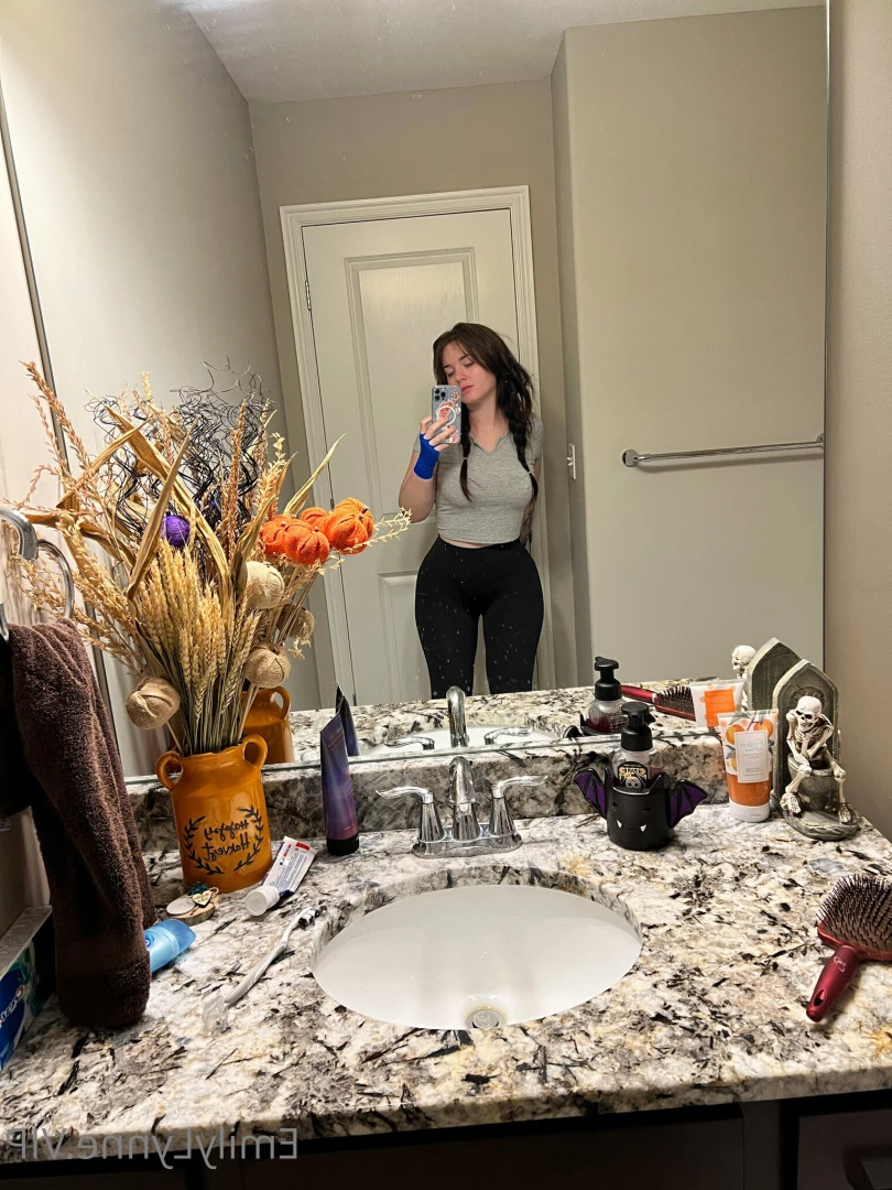 Emily Lynne 🍑 [ theemilylynne ] Onlyfans leaked photo 6179719 on Hotleaks.tv