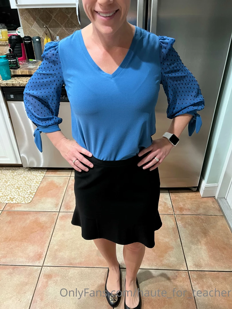 haute_for_teacher [ haute-for-teacher ] Onlyfans leaked photo 18425386 on Hotleaks.tv