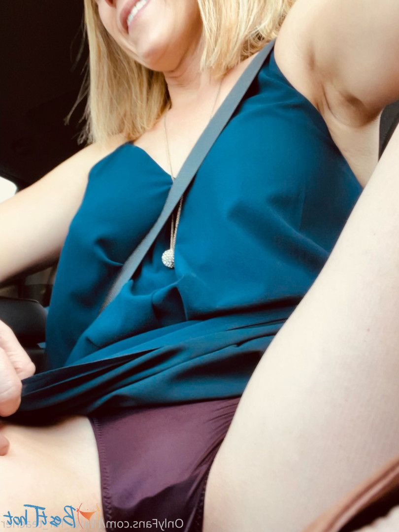 haute_for_teacher [ haute-for-teacher ] Onlyfans leaked photo 18432839 on Hotleaks.tv
