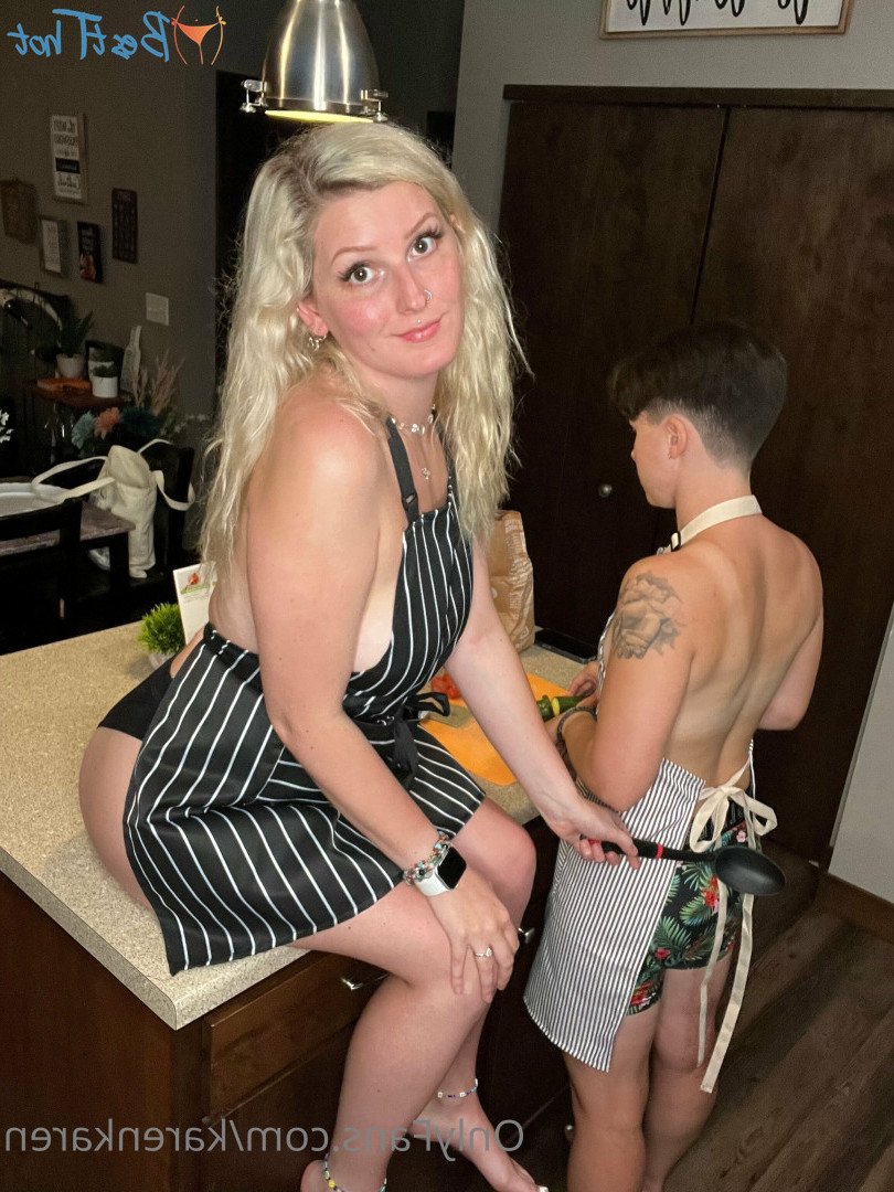 karenkaren Onlyfans leaked photo 18329224 on Hotleaks.tv