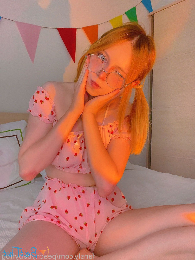 peachybabyfrog Onlyfans leaked photo 18386939 on Hotleaks.tv