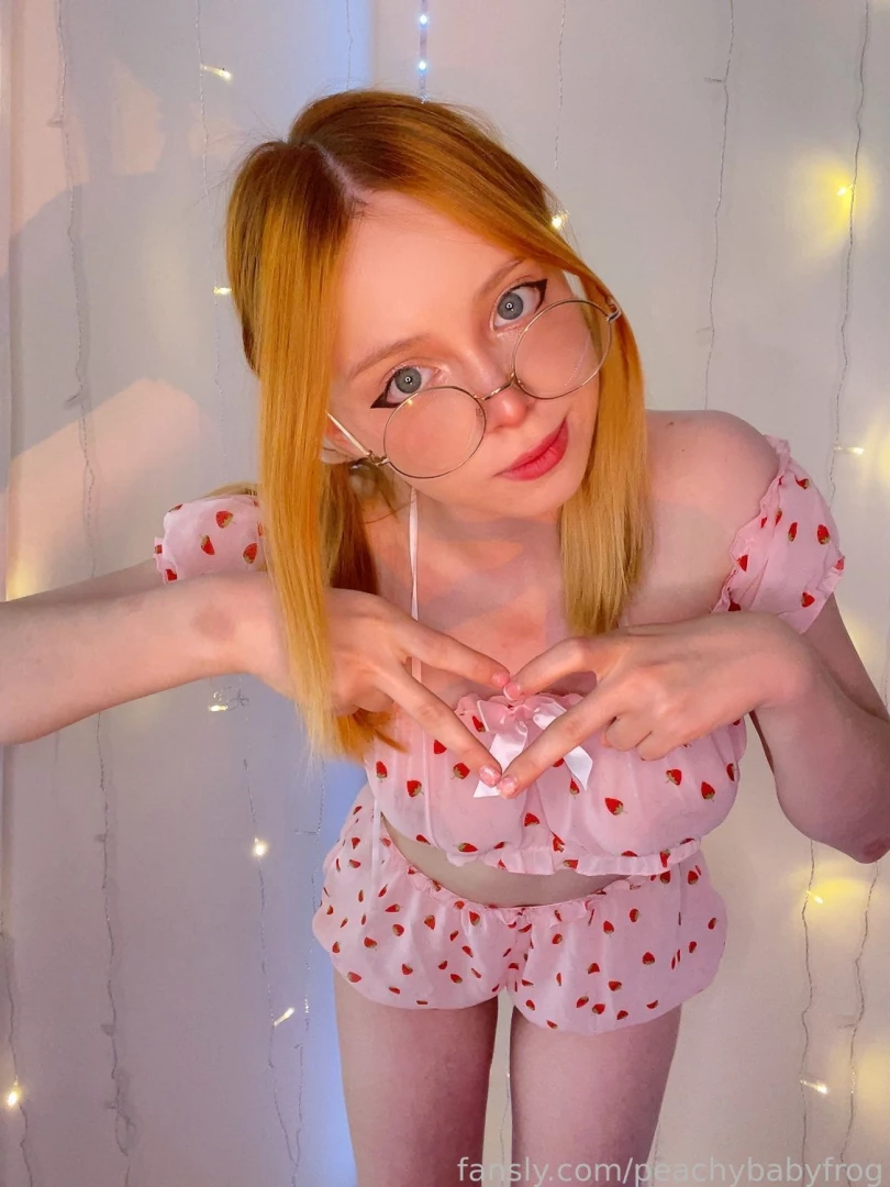 peachybabyfrog Onlyfans leaked photo 18387231 on Hotleaks.tv