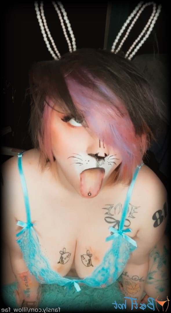 illow_fae [ illow-fae ] Onlyfans leaked photo 18498019 on Hotleaks.tv