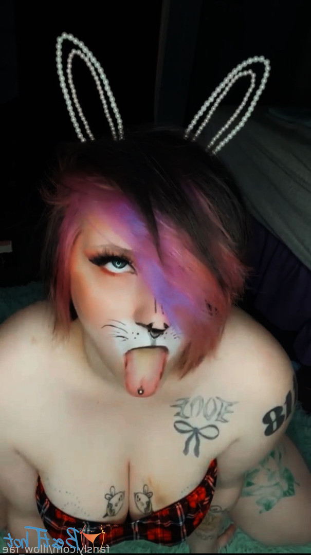 illow_fae [ illow-fae ] Onlyfans leaked photo 18498629 on Hotleaks.tv