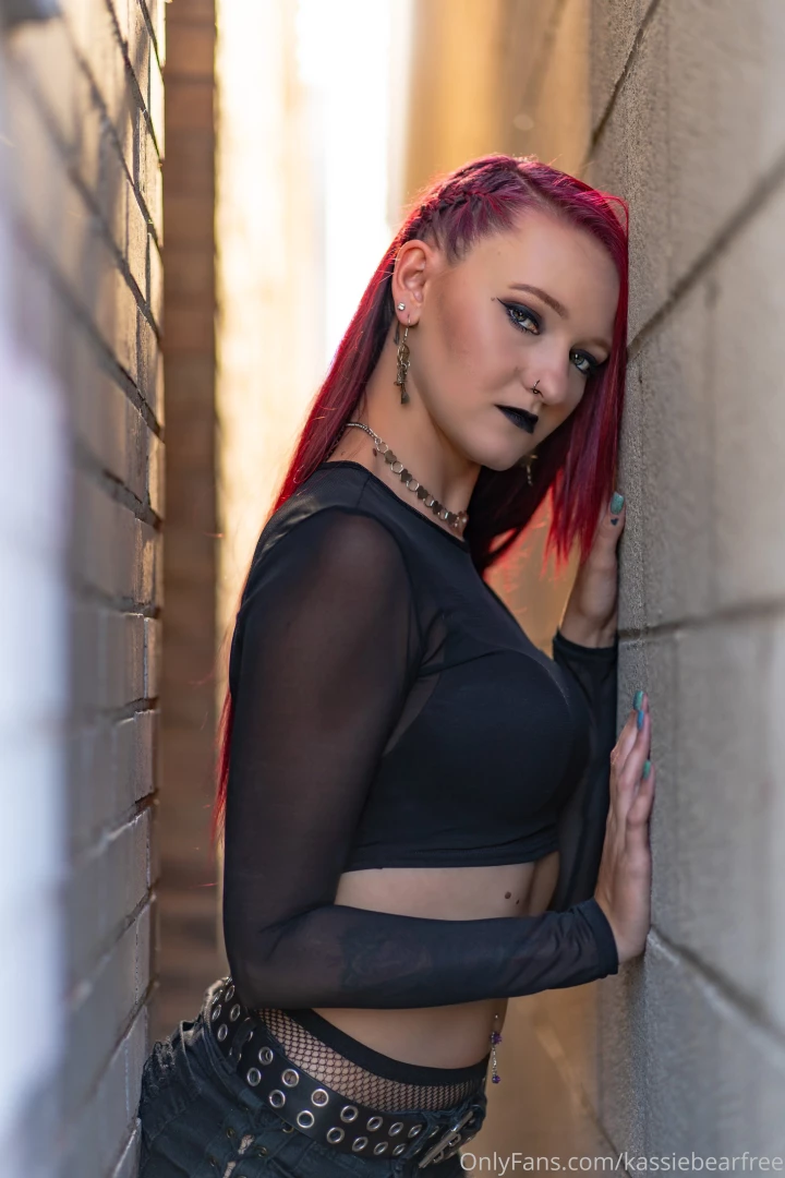 kassiebear.tv [ kassiebear-tv ] Onlyfans leaked photo 18393705 on Hotleaks.tv