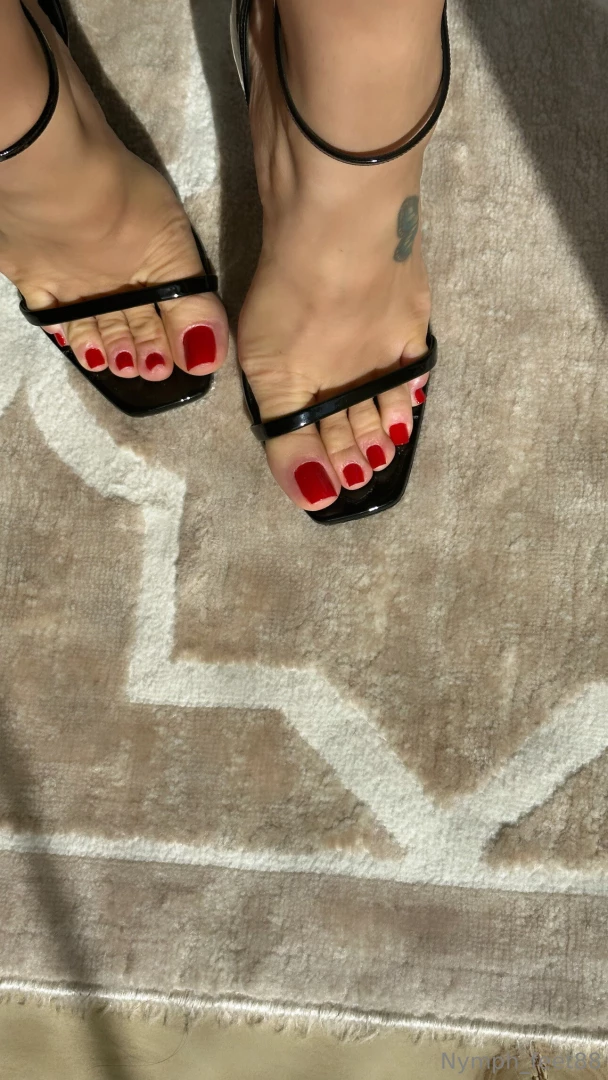 my_feet88 [ my-feet88 ] Onlyfans leaked photo 18410940 on Hotleaks.tv
