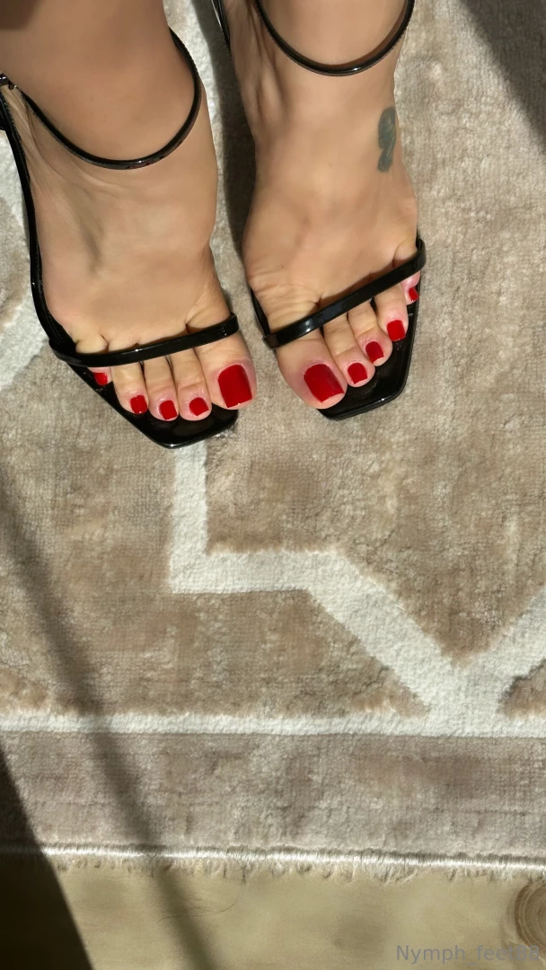 my_feet88 [ my-feet88 ] Onlyfans leaked photo 18410942 on Hotleaks.tv