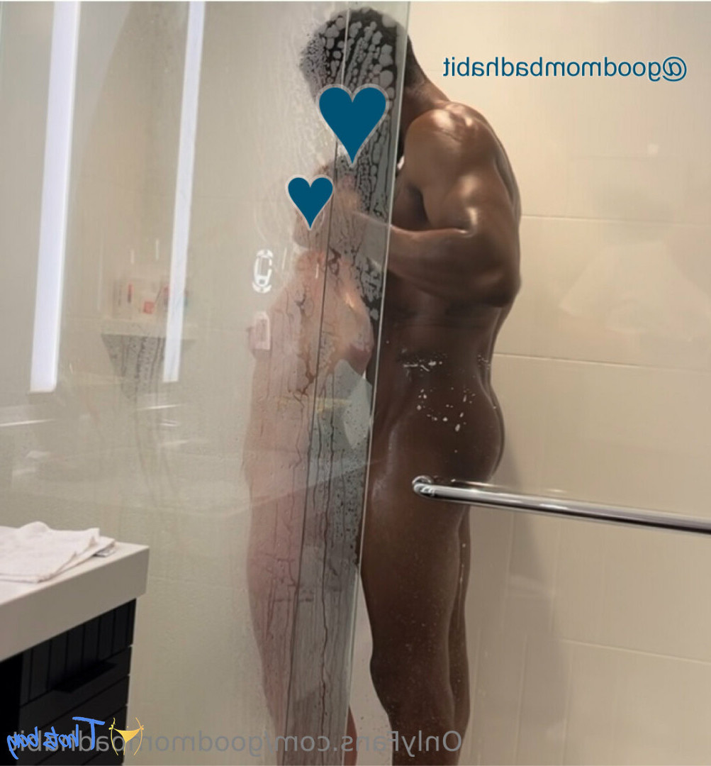 goodmombadhabit Onlyfans leaked photo 18419073 on Hotleaks.tv