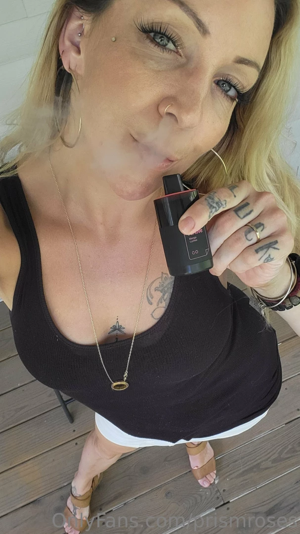 prismroses Onlyfans leaked photo 18432752 on Hotleaks.tv