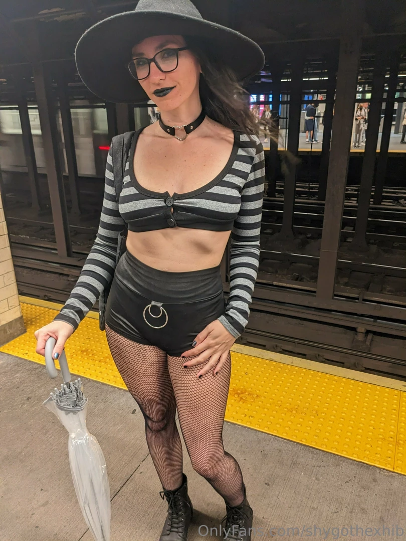 shygothsecrets Onlyfans leaked photo 18422621 on Hotleaks.tv