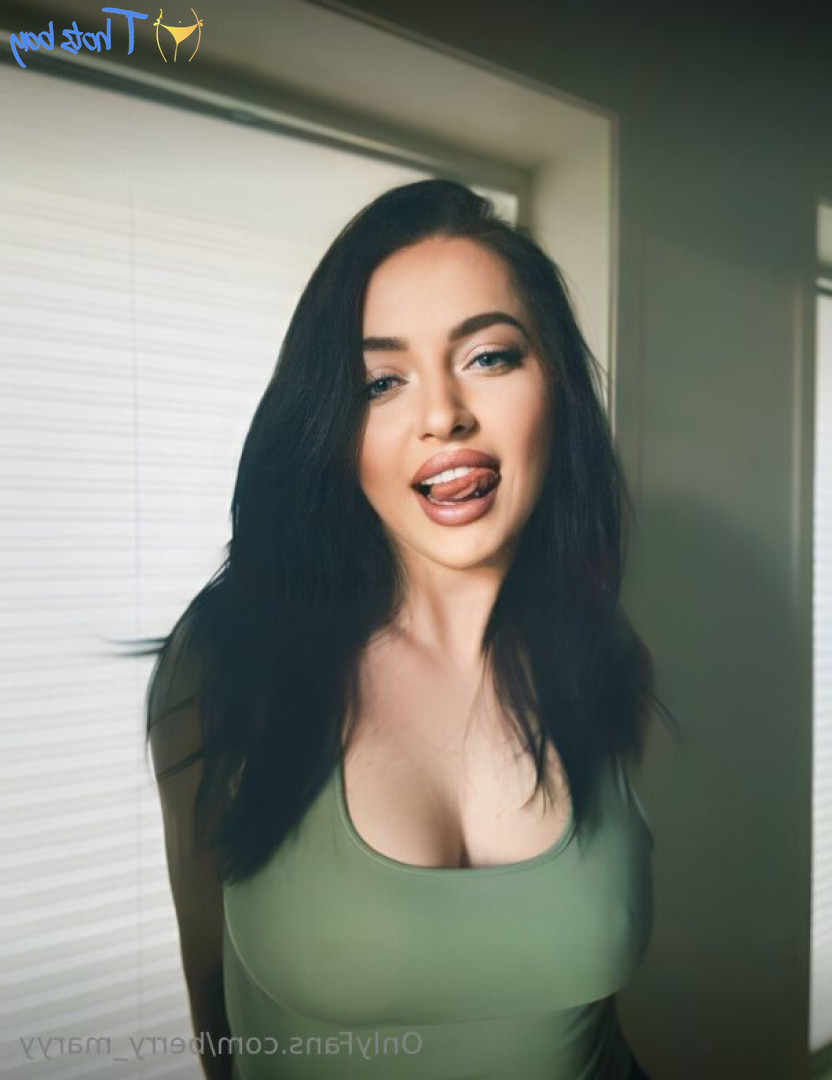 berry_maryy [ berry-maryy ] Onlyfans leaked photo 18436543 on Hotleaks.tv