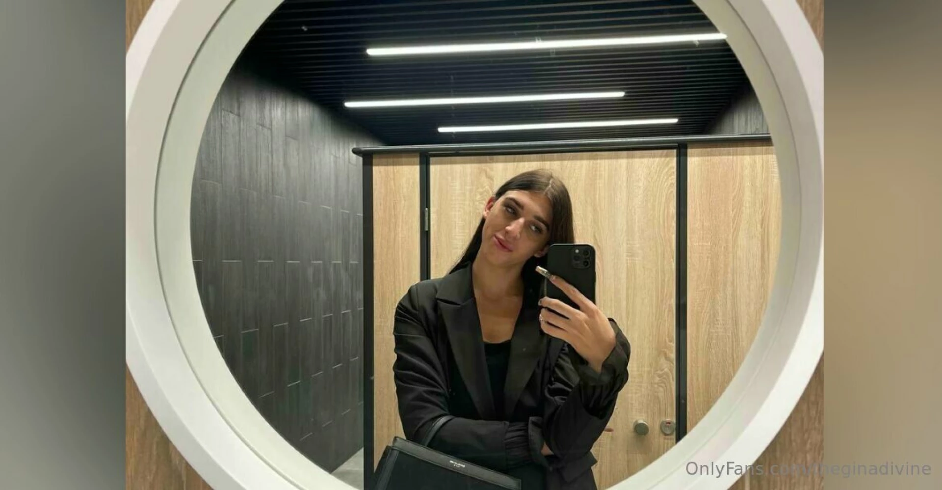 theginadivine Onlyfans leaked photo 18444171 on Hotleaks.tv