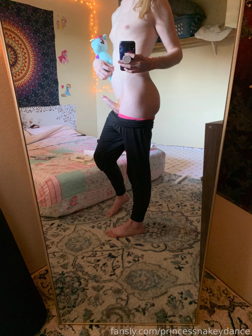 princessnakeydance Onlyfans leaked photo 18442905 on Hotleaks.tv