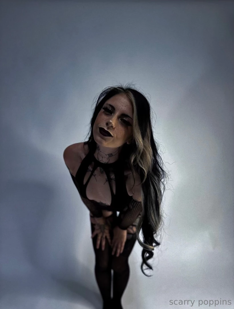 scarryp0ppins Onlyfans leaked photo 18443421 on Hotleaks.tv