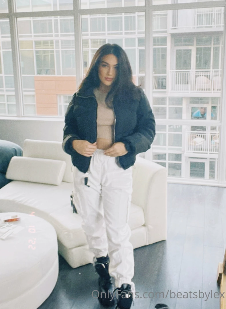 francesca.official [ francesca-official ] Onlyfans leaked photo 18475936 on Hotleaks.tv