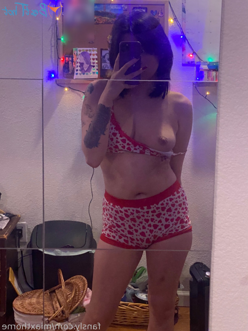 miaxthorne Onlyfans leaked photo 18521459 on Hotleaks.tv