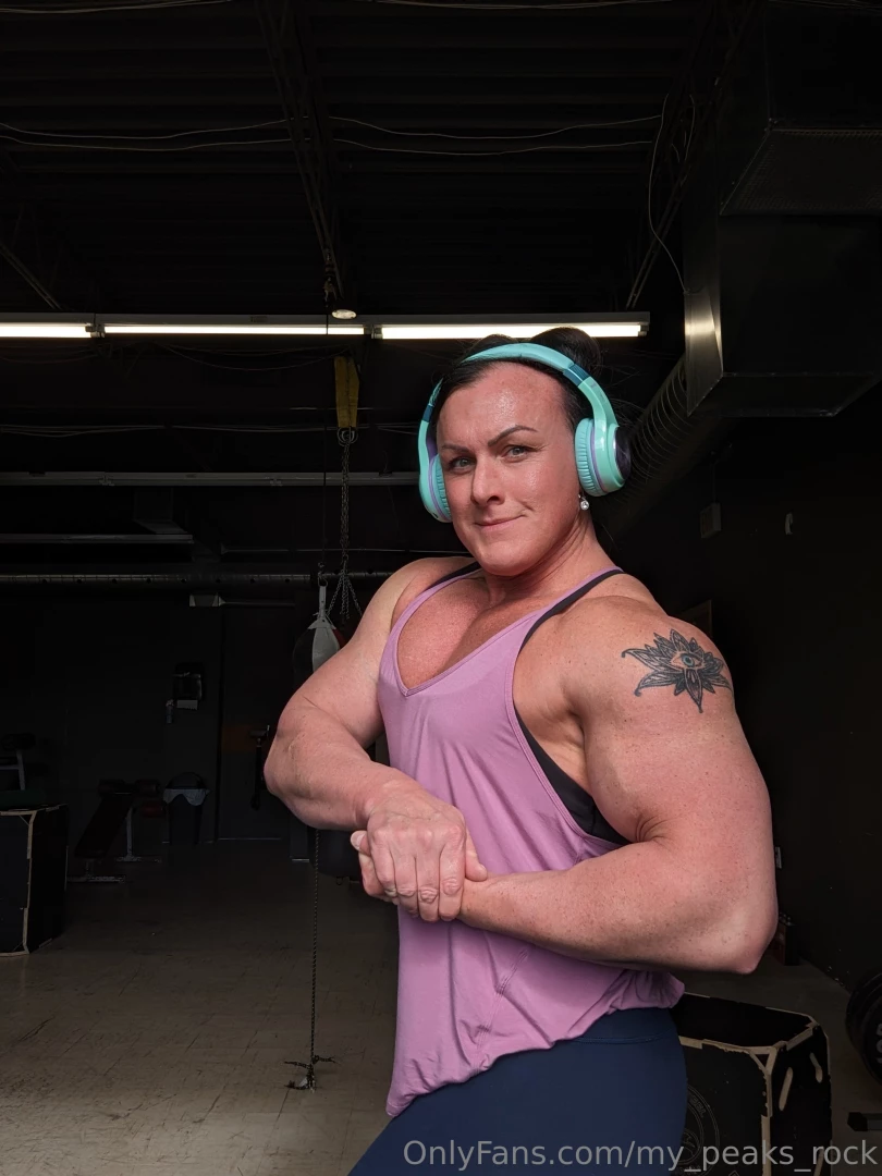 my_peaks_rock [ my-peaks-rock ] Onlyfans leaked photo 18574002 on Hotleaks.tv