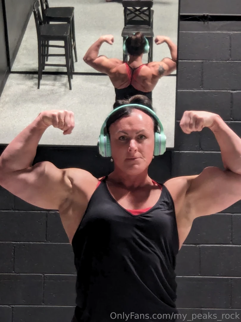 my_peaks_rock [ my-peaks-rock ] Onlyfans leaked photo 18574225 on Hotleaks.tv